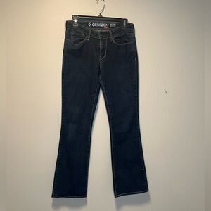 Denizen by Levi’s size 10 bootcut jeans. Excellent condition!